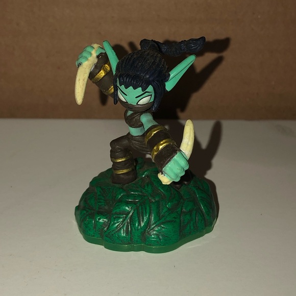 3/$20 Skylanders - Stealth Elf - Picture 1 of 3